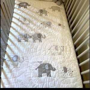 Pottery Barn Taylor Elephant Quilt crib bedding